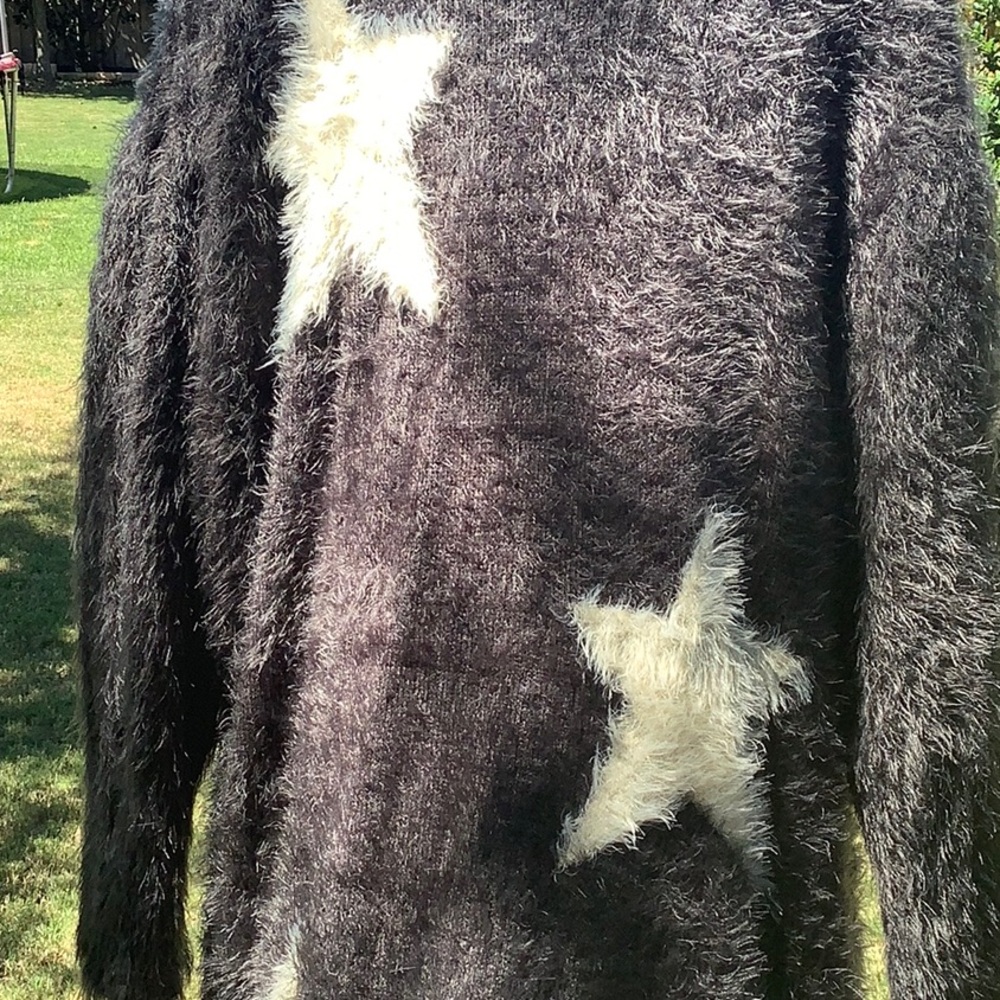 Long Cardigan Lush Star Fluffy with Pockets- Medium - Picture 2 of 4